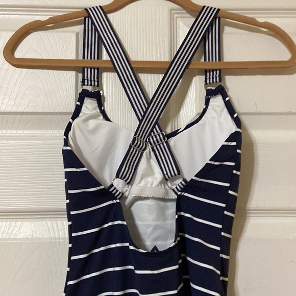 Stripes Cross Back One Piece Swimsuit NWOT - Picture 6 of 8